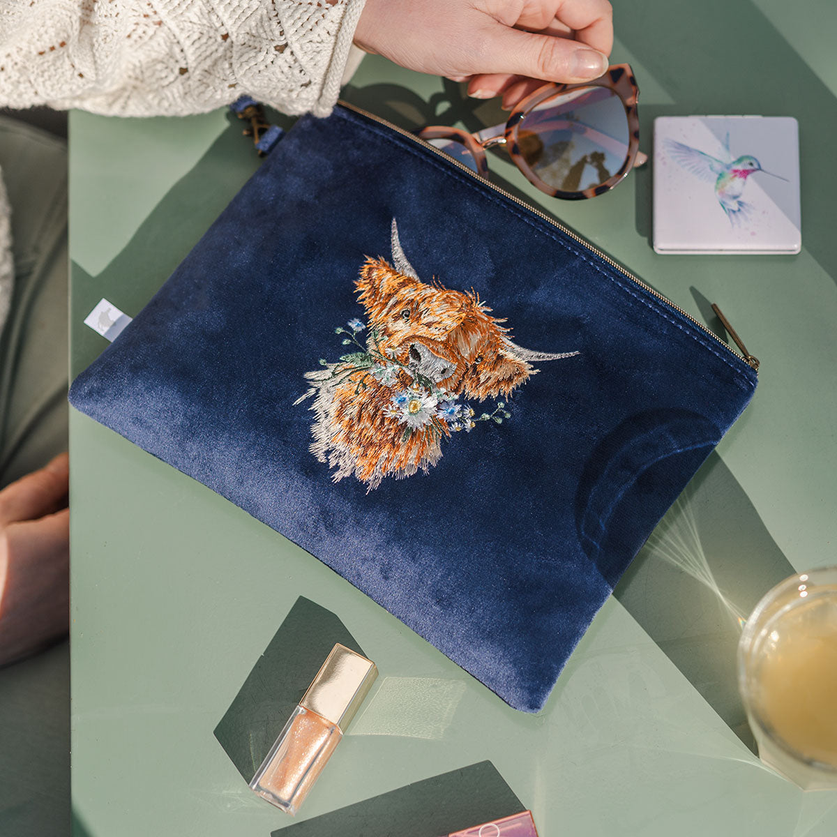 Wrendale Highland Cow Pouch - Daisy Coo