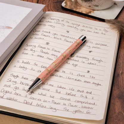 Wrendale Lofty Pen - Giraffe