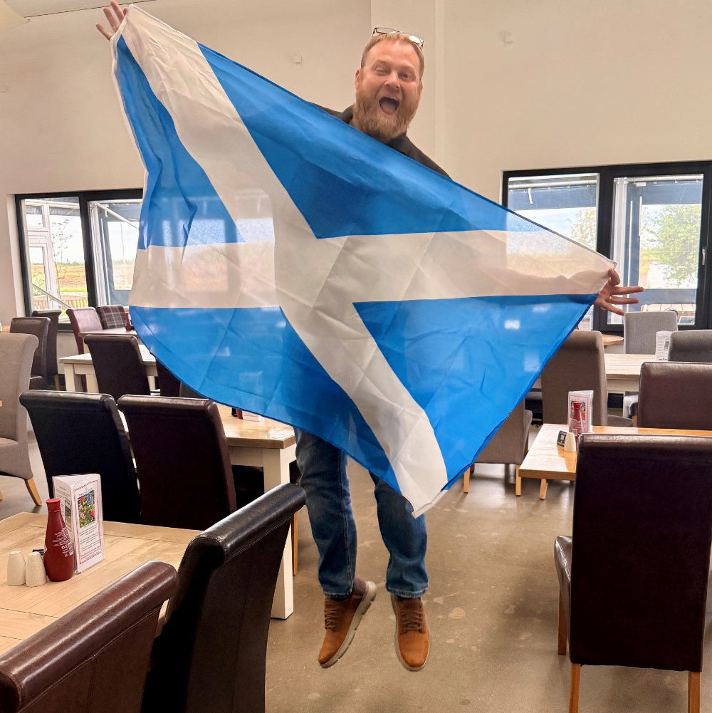 Scotland 5' x 3' Flag With Metal Eyelet