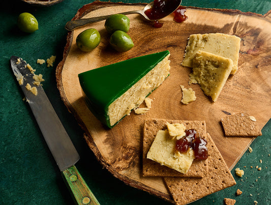 Snowdonia - Green Thunder Small (Wax Truckle) 200g