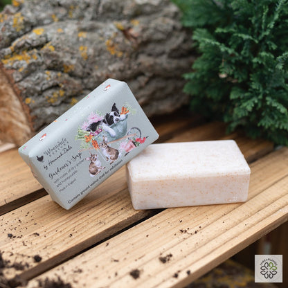 Wrendale Gardeners Soap - Sleeping on the Job (Dry Amber & Honeysuckle) [optimised-1040-watermarked]