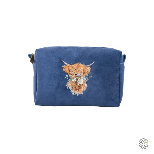 Wrendale Highland Cow Makeup Bag - Daisy Coo - Threaplands [optimised-1040-watermarked]
